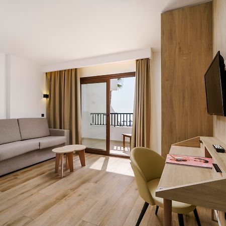 Alua Suites Las Rocas Cala D´Or Eksteriør bilde